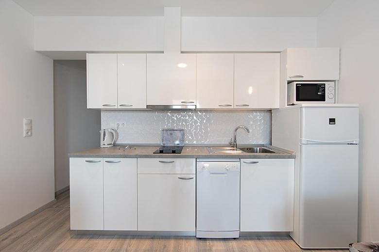 Apartmani “Karla” Promajna Exteriér fotografie
