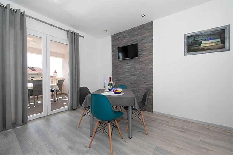 Apartmani “Karla” Promajna Exteriér fotografie